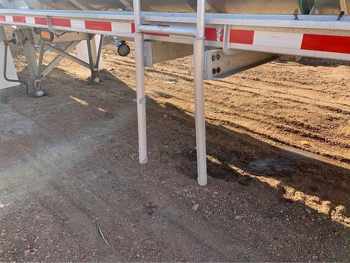 Used 2003 Heli Aluminum Water Trailer