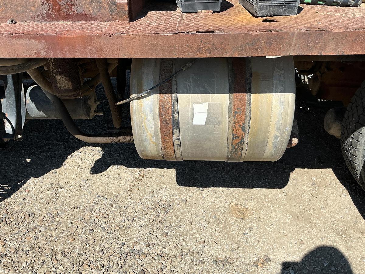 Used International Semi Winch Truck
