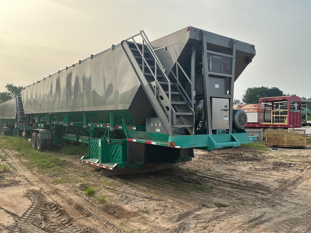 Used 2013 Charlton & Hill ESH-1701 T/A SandHogg Trailer