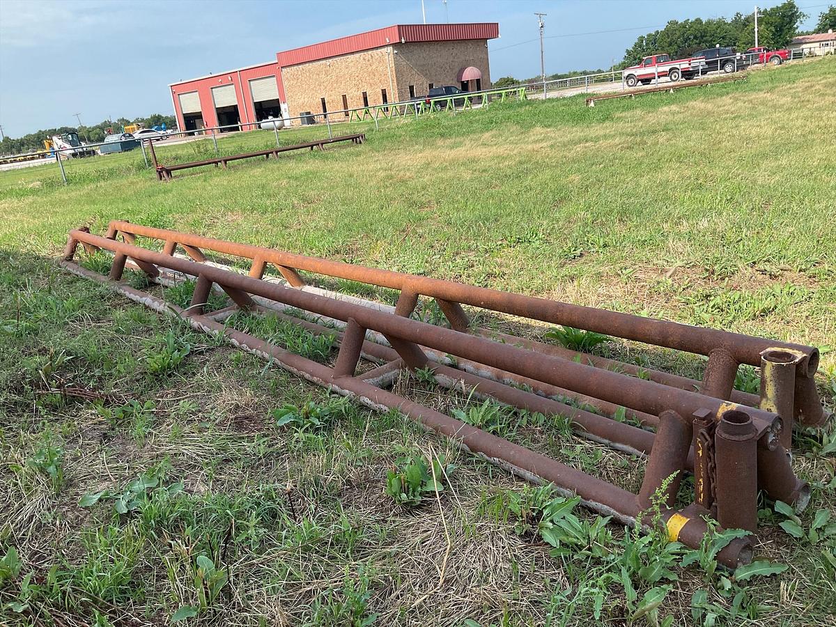 Used Pipe Racks – Set of 2