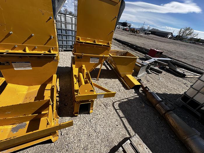 Used 2006 Gomaco GT3600 Curb & Gutter Machine