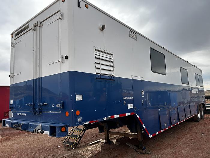 Used 2009 General truck body J1218