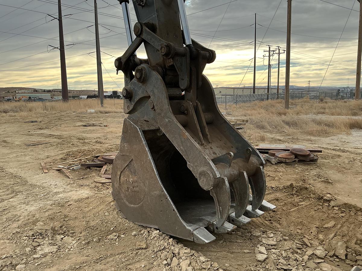 Used 2015 DEERE 350G-LC