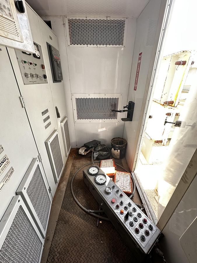 Used NOV TDS11 AC Top Drive House