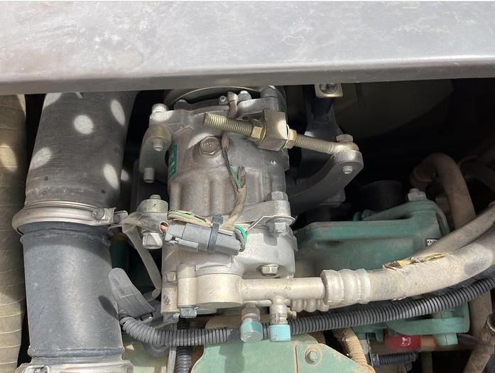 Used 2014 Volvo ECR305CL Tracked Excavator with Hydraulic Thumb