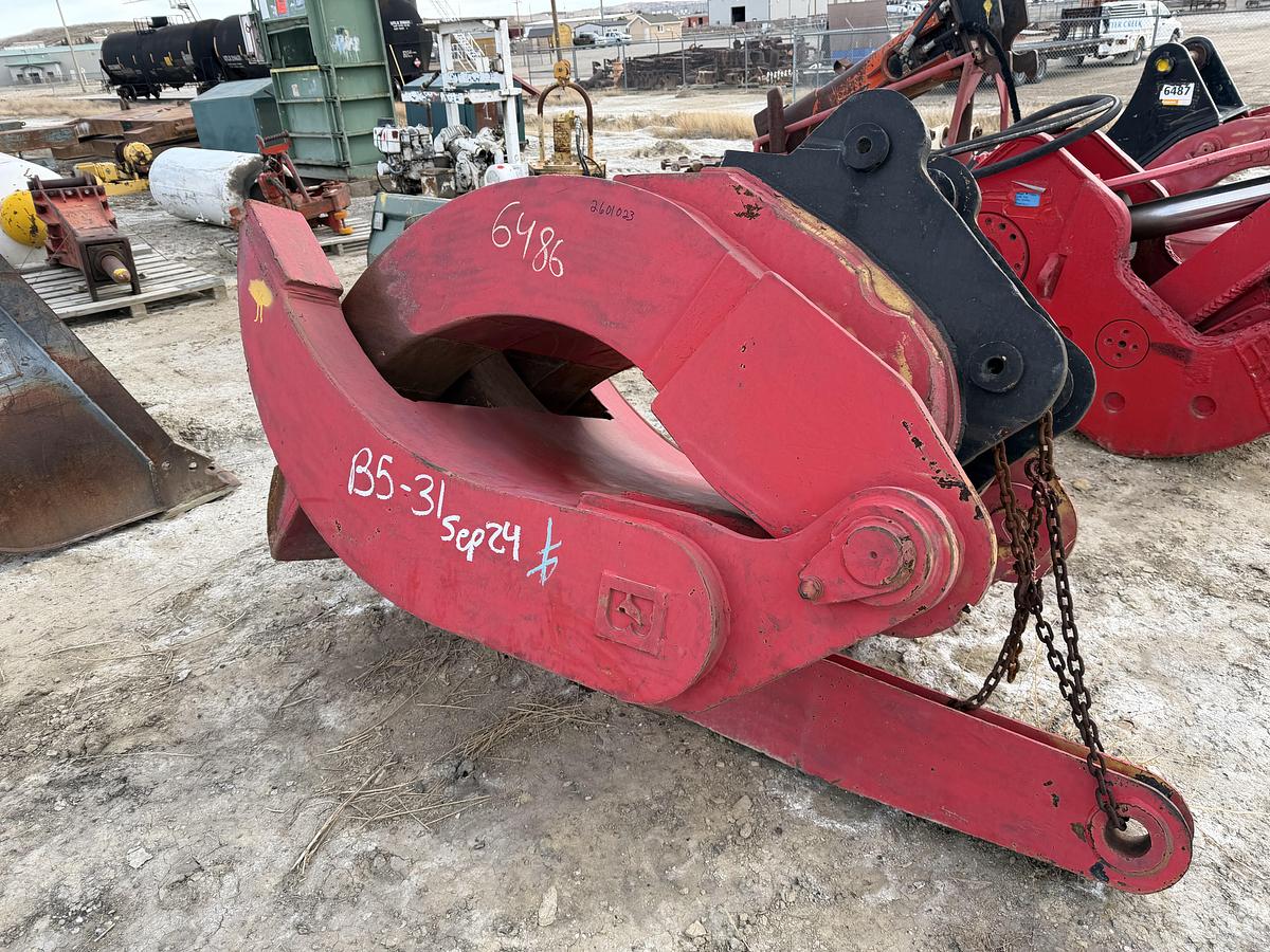 Used Scrap Claw Excavator Attachment