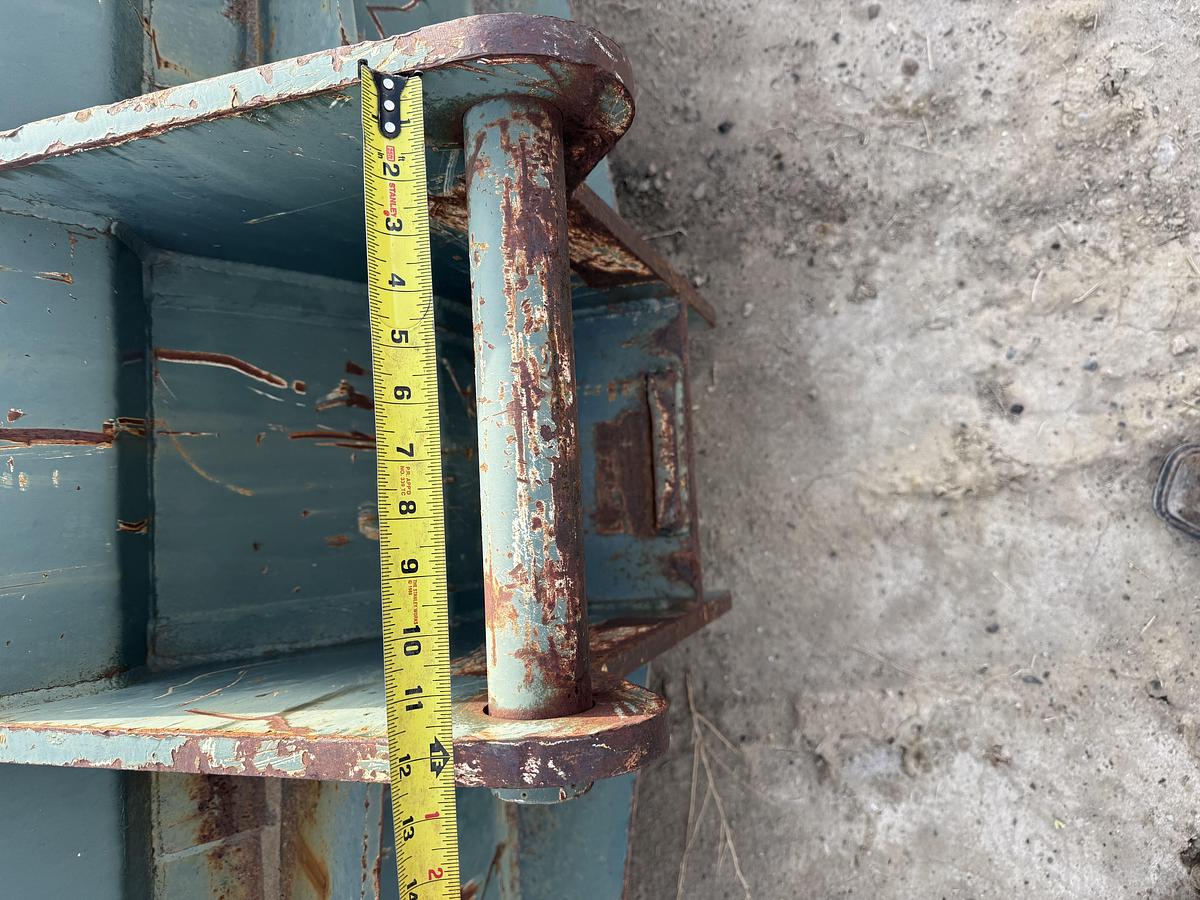 Used 2008 GEHL 8FT Bucket