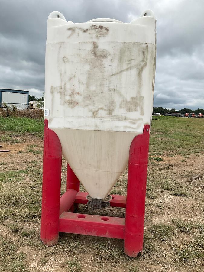 Used Snyder Flow Master Hopper