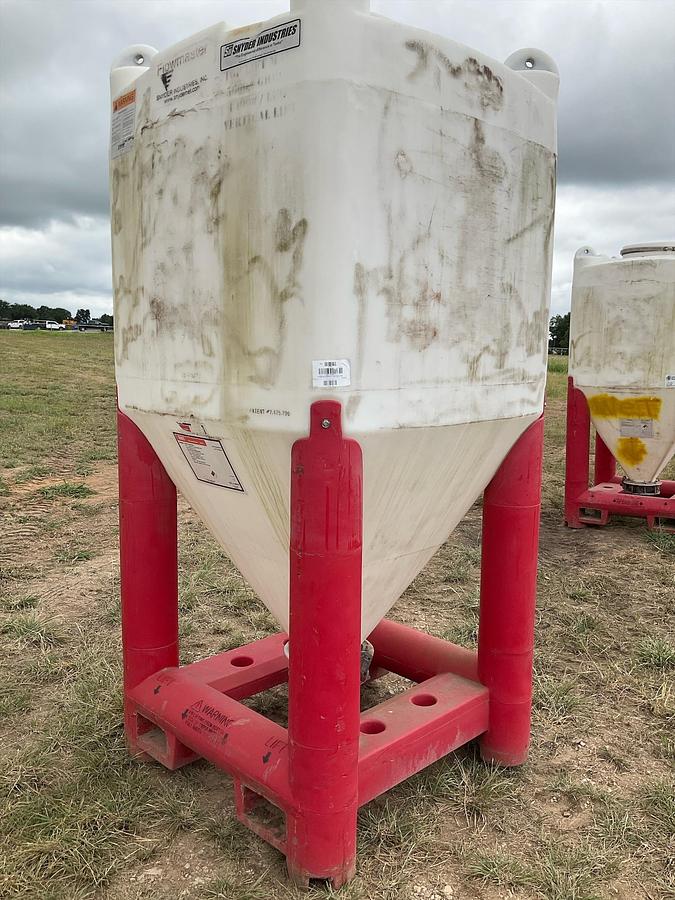 Used Snyder Flow Master Hopper 