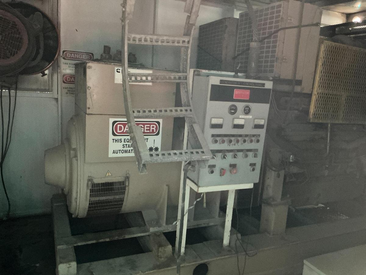 Used 2005 Cummins 500kw Diesel Generator 