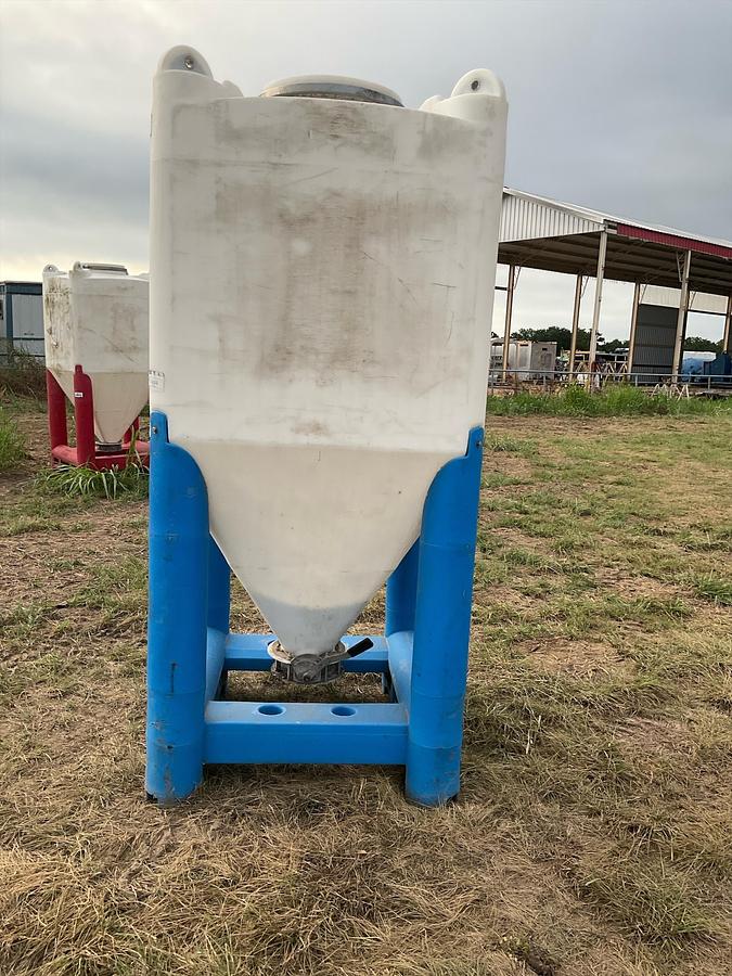 Used Snyder Flow Master Hopper