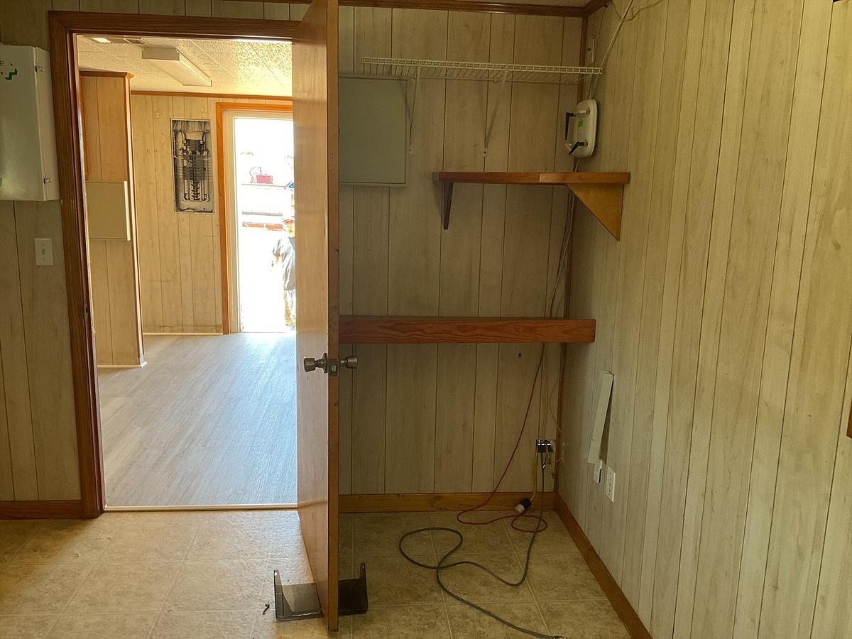 Used DBI Man Camp