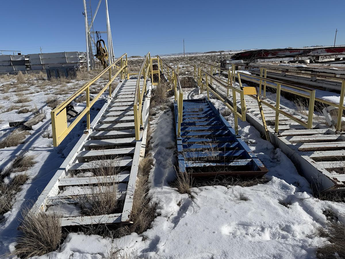 Used (6) Stairways Rig #323