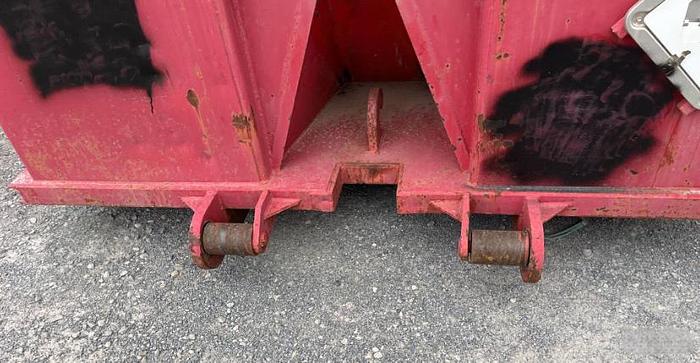 Used Vacuum Box 30 yd