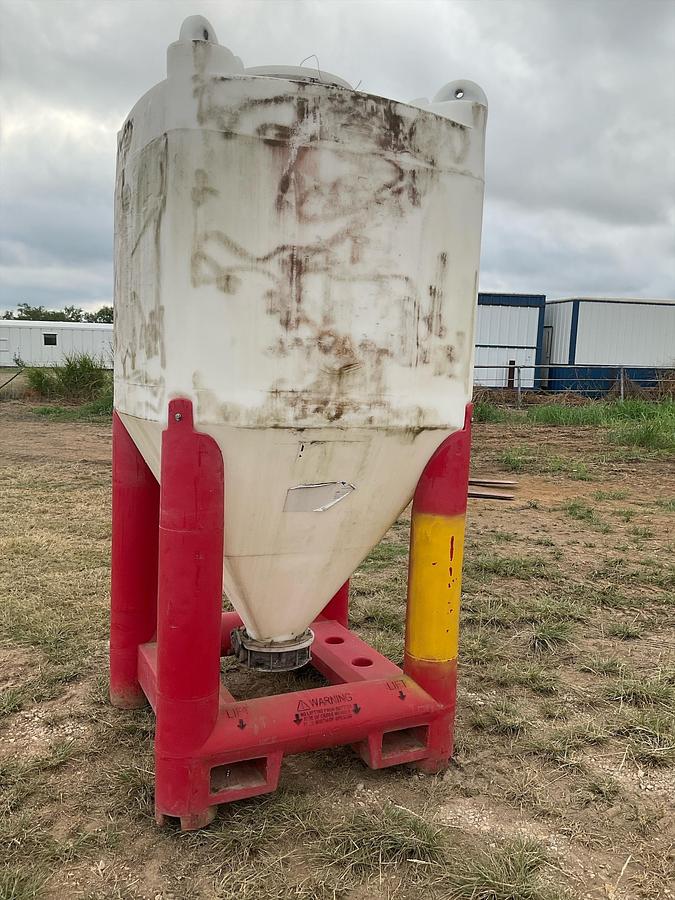 Used Snyder Flow Master Hopper