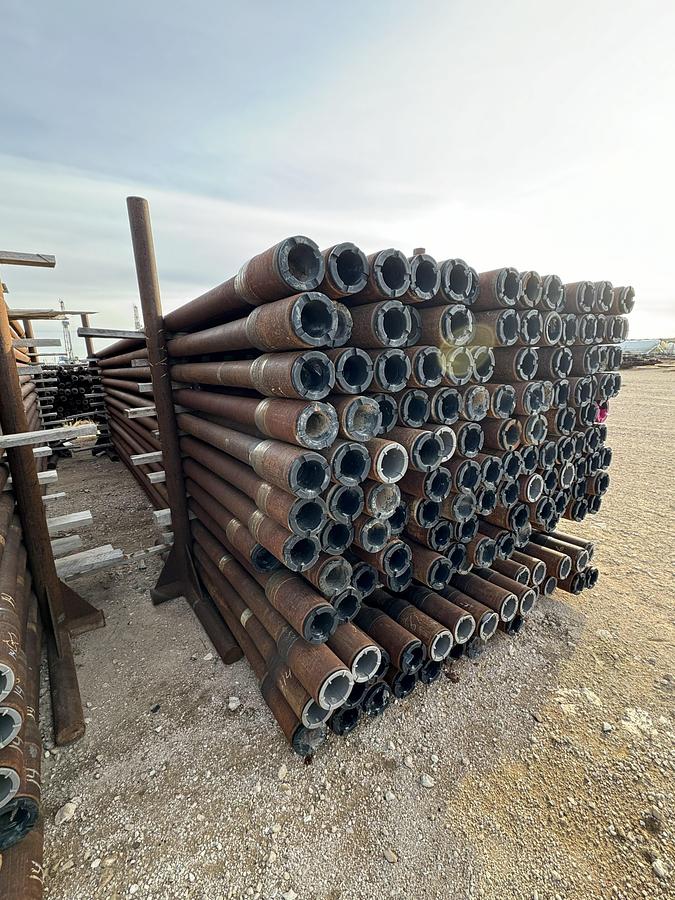 Used Drill Pipe 4-1/2 in - X-95 - Rack 25