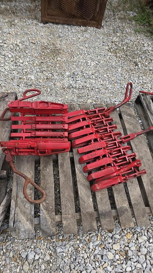 Used 6 3/4- 8 1/4 Type A Drill Collar Slips