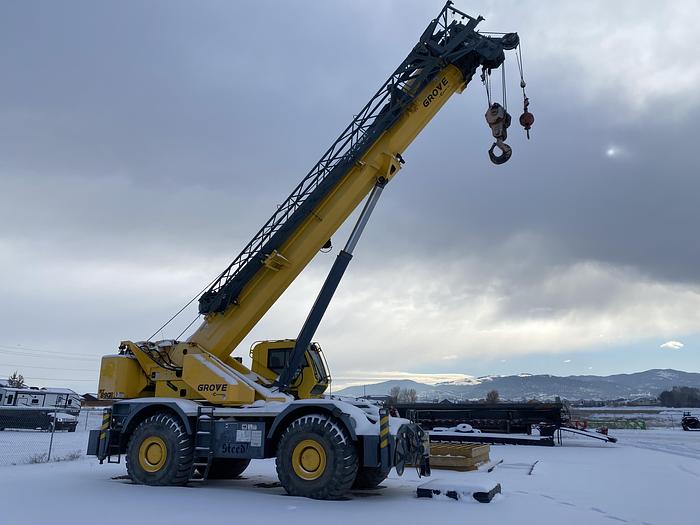 Used 2011 Grove RT890E Rough Terrain Crane