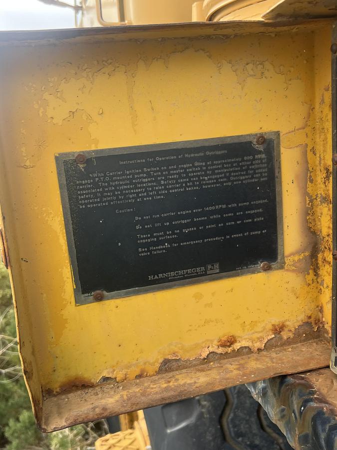 Used 1965 P H 660 TC-- 60 ton crane truck