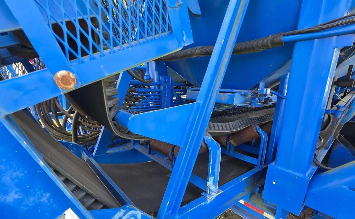 Used 2012 APPCO FS-40 T/A SAND HOG TRAILER