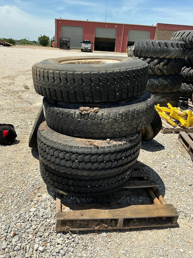 Used 4 Yokohama Super Steel 793R Tires