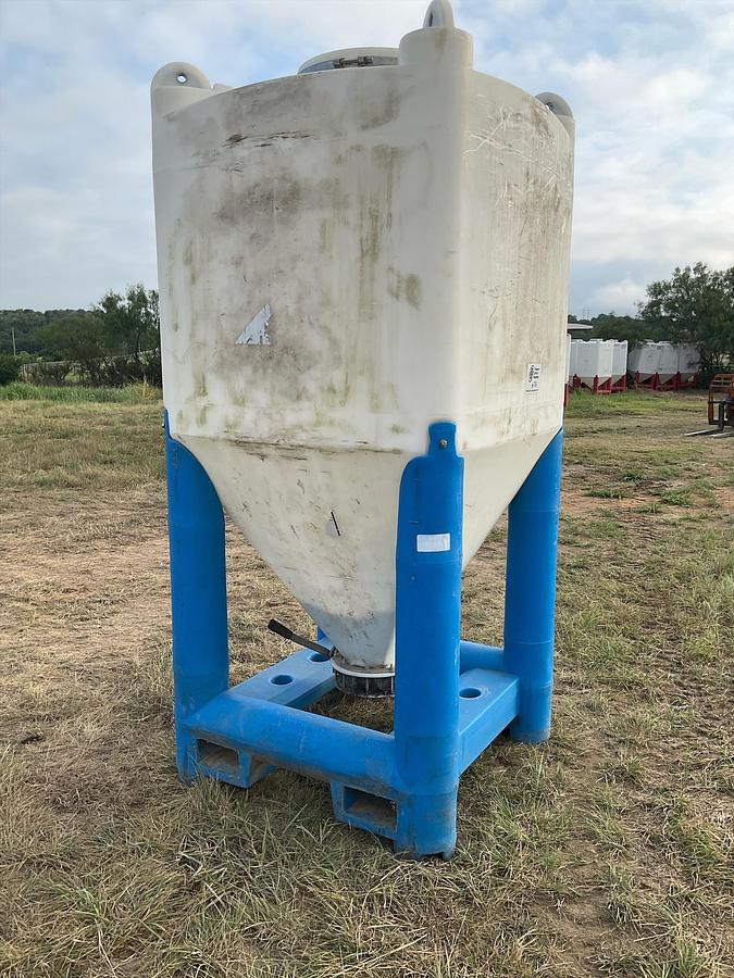 Used Snyder Flow Master Hopper 