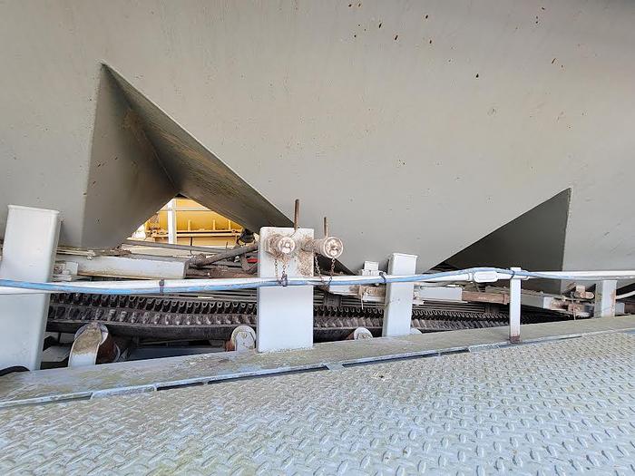 Used 2010 Appco Sand King FS-40 Portable Transfer Trailer