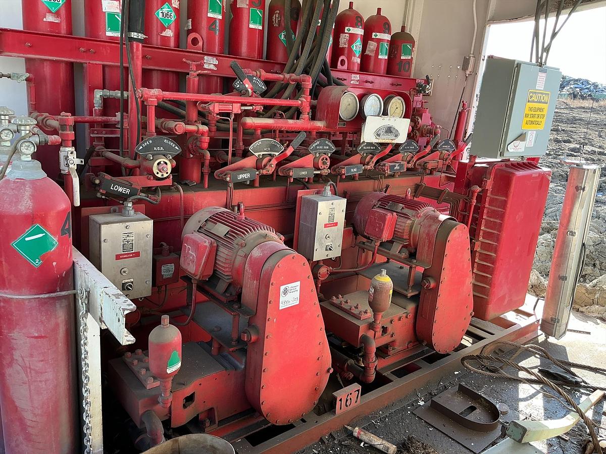 Used Koomey 6-Station Accumulator