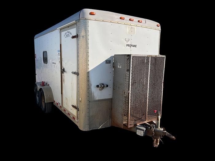 Used 2010 CARGO CRAFT 21 ft T/A Doghouse Trailer