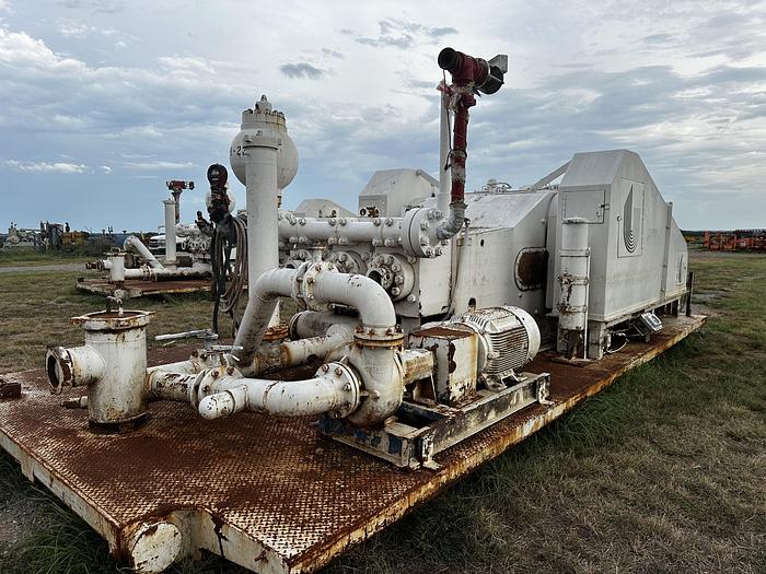 Used TFI/ Continental Emsco F-1600 Mud Pump