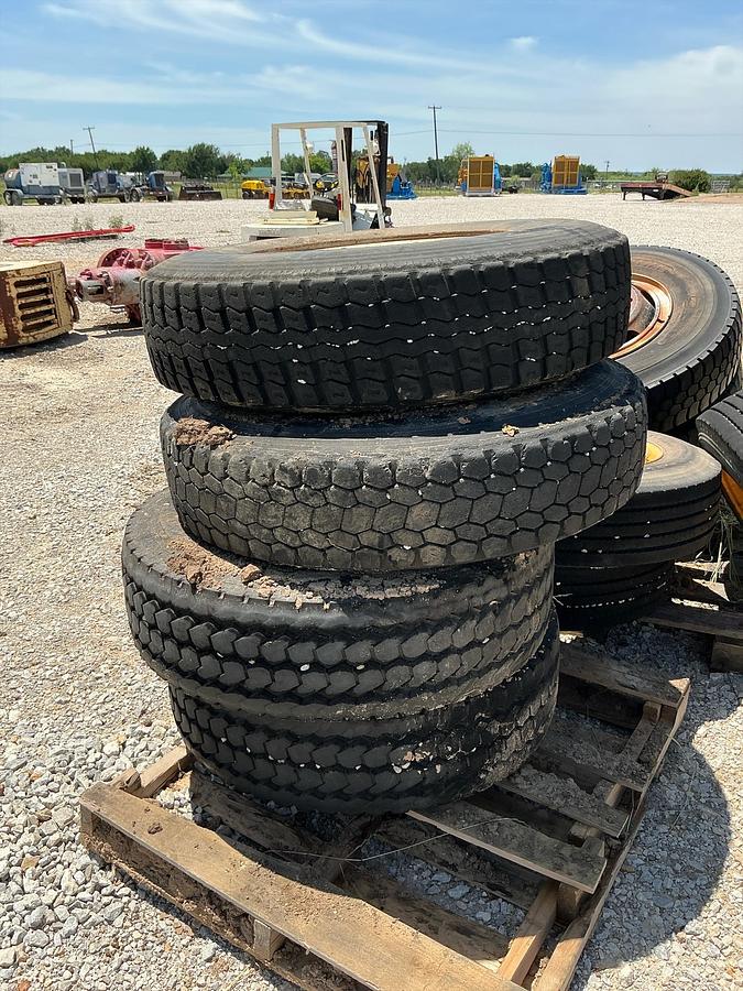 Used 4 Yokohama Super Steel 793R Tires
