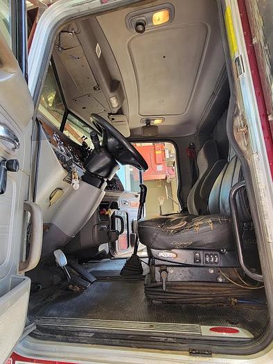 Used 2006 Peterbilt ISX 378