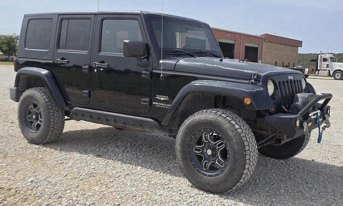 Used 2009 Jeep Wrangler Unlimited Sahara 4WD