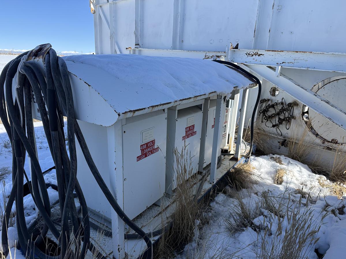 Used Transformer Switch Gear for Man Camps Rig #323