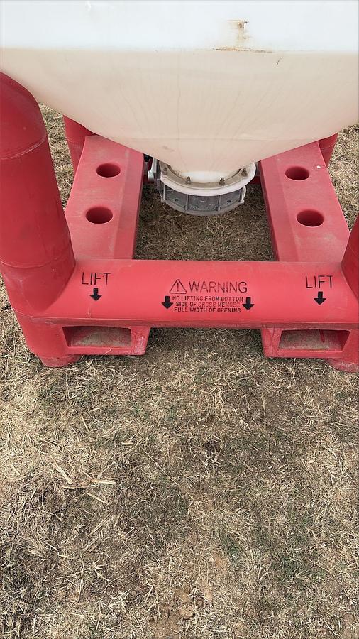 Used Snyder Flow Master Hopper