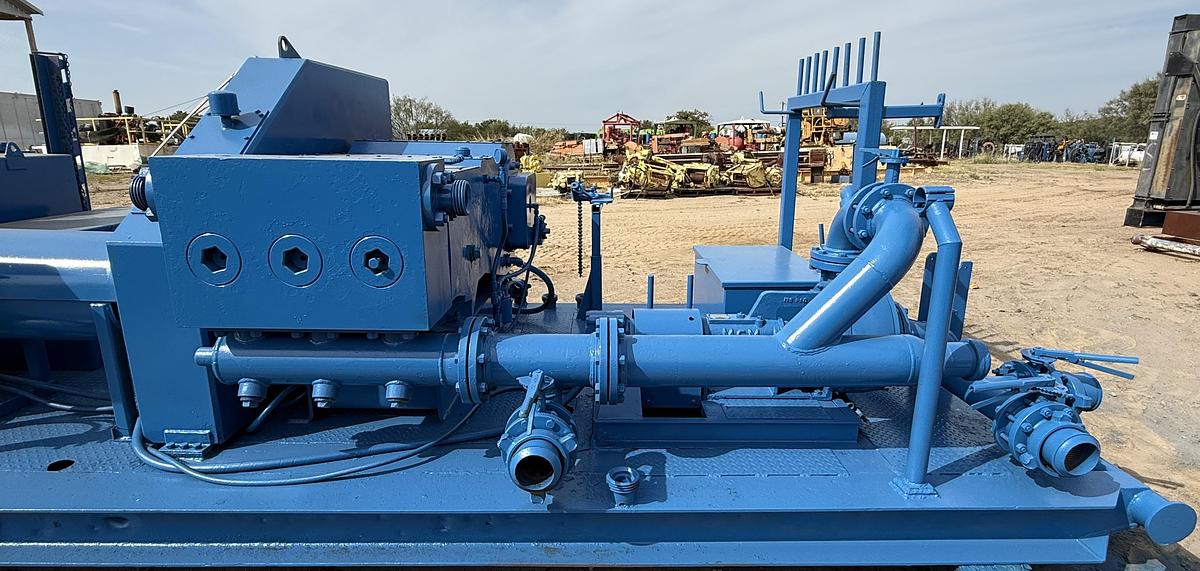 Used Kerr T-60 Triplex Mud Pump Powered by C15 Engine