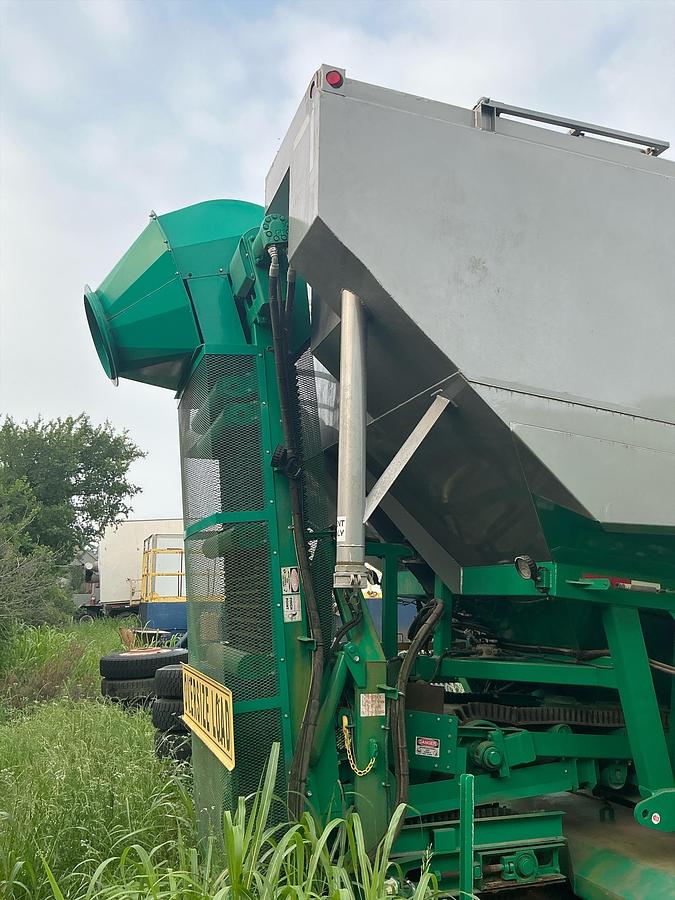 Used 2013 CHARLTON & HILL ESH-1701 T/A SAND HOGG TRAILER - Unused
