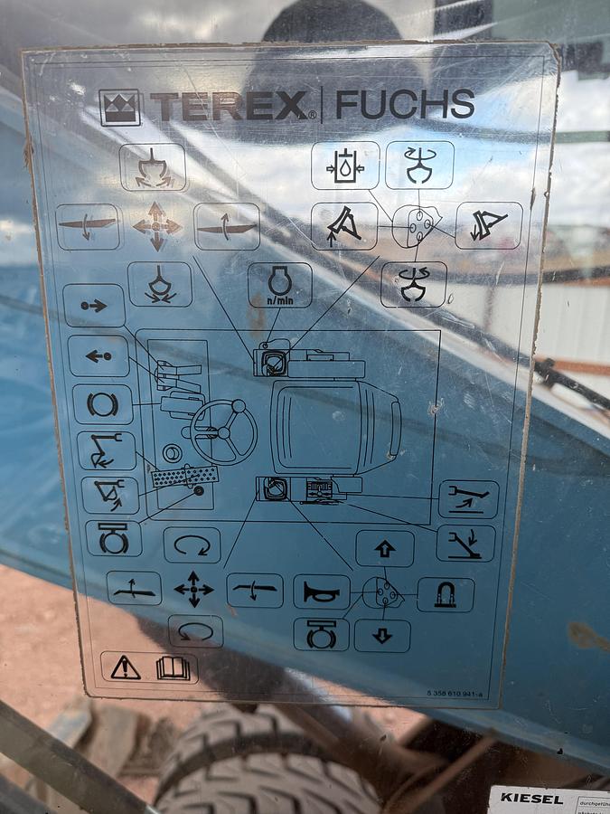 Used 2014 FUCHS MHL 335