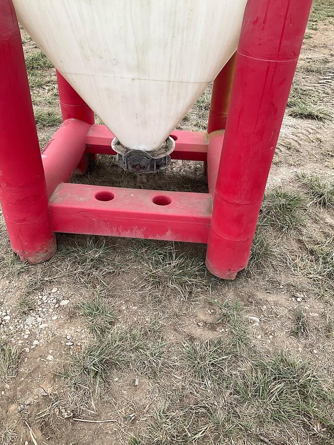 Used Snyder Flow Master Hopper 