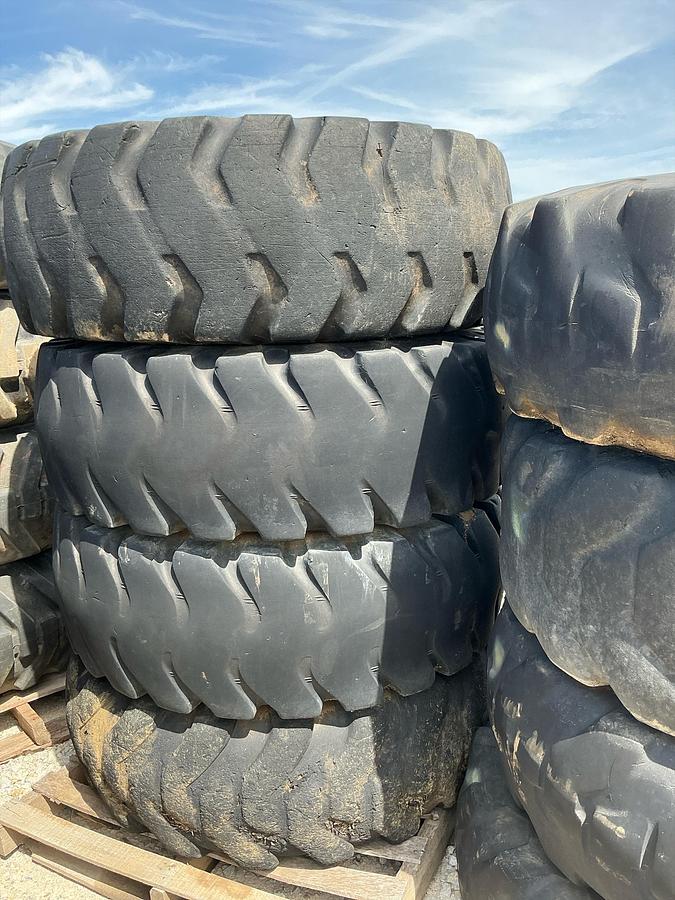 Used STA Rock Service Loader Dozer Tires 