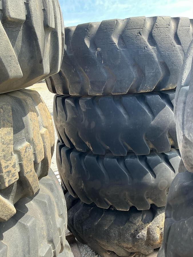 Used STA Rock Service Loader Dozer Tires 