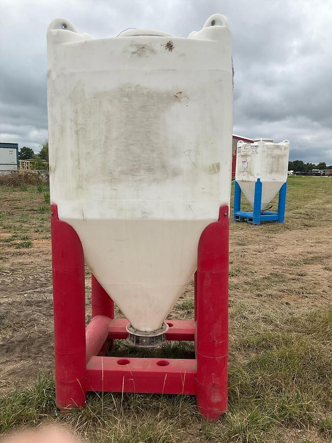Used Snyder Flow Master Hopper