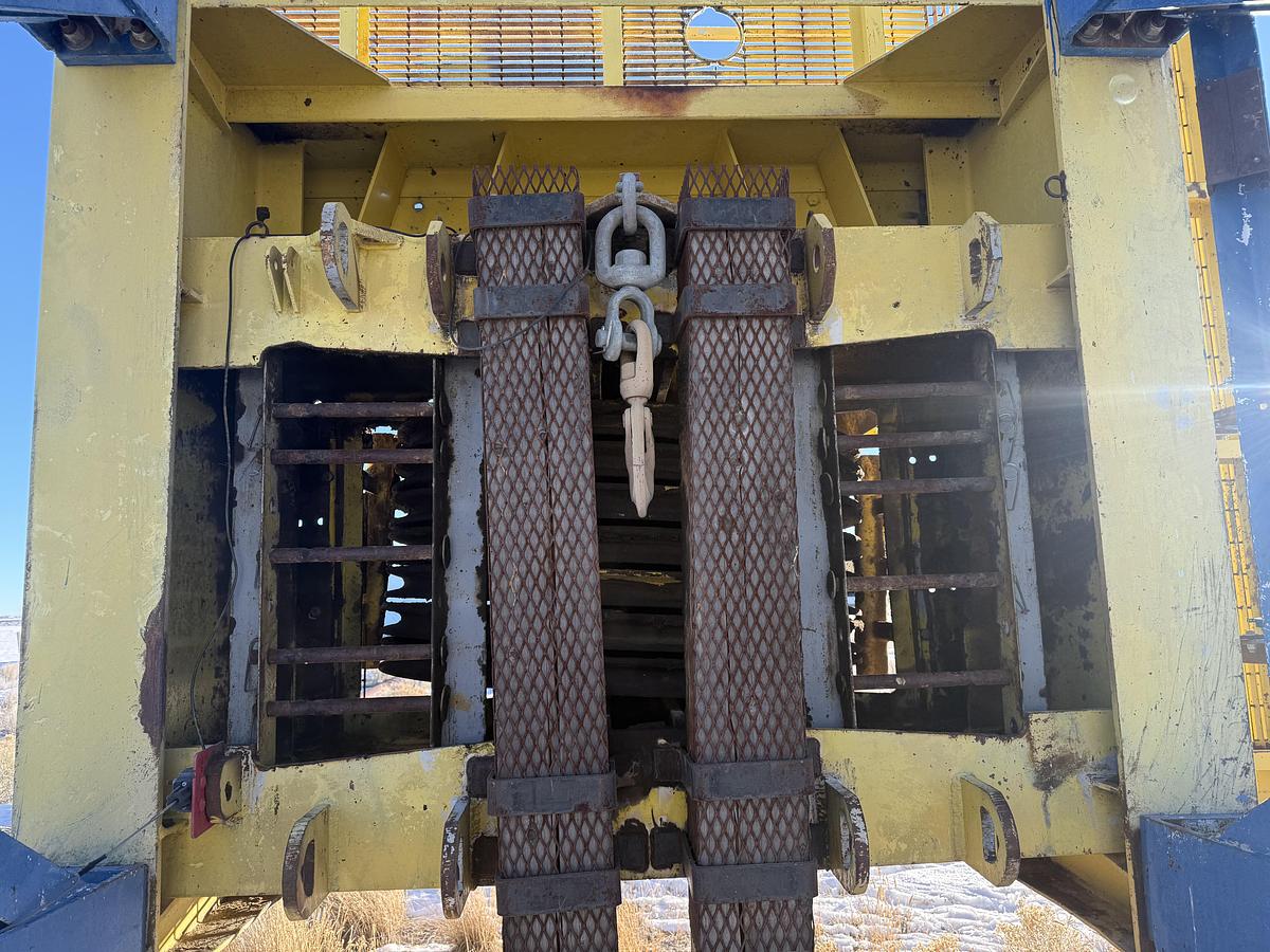 Used Lee C Moore Million lb. Mast