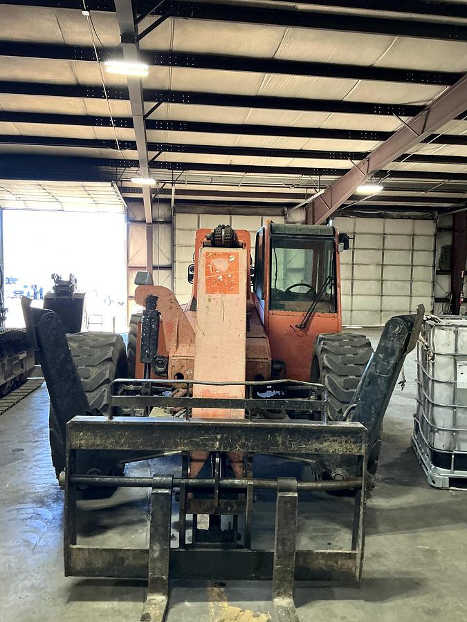 Used SKYTRAK 10042 JLG Reach Lift 