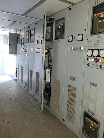 Used SCR House 3 Bay