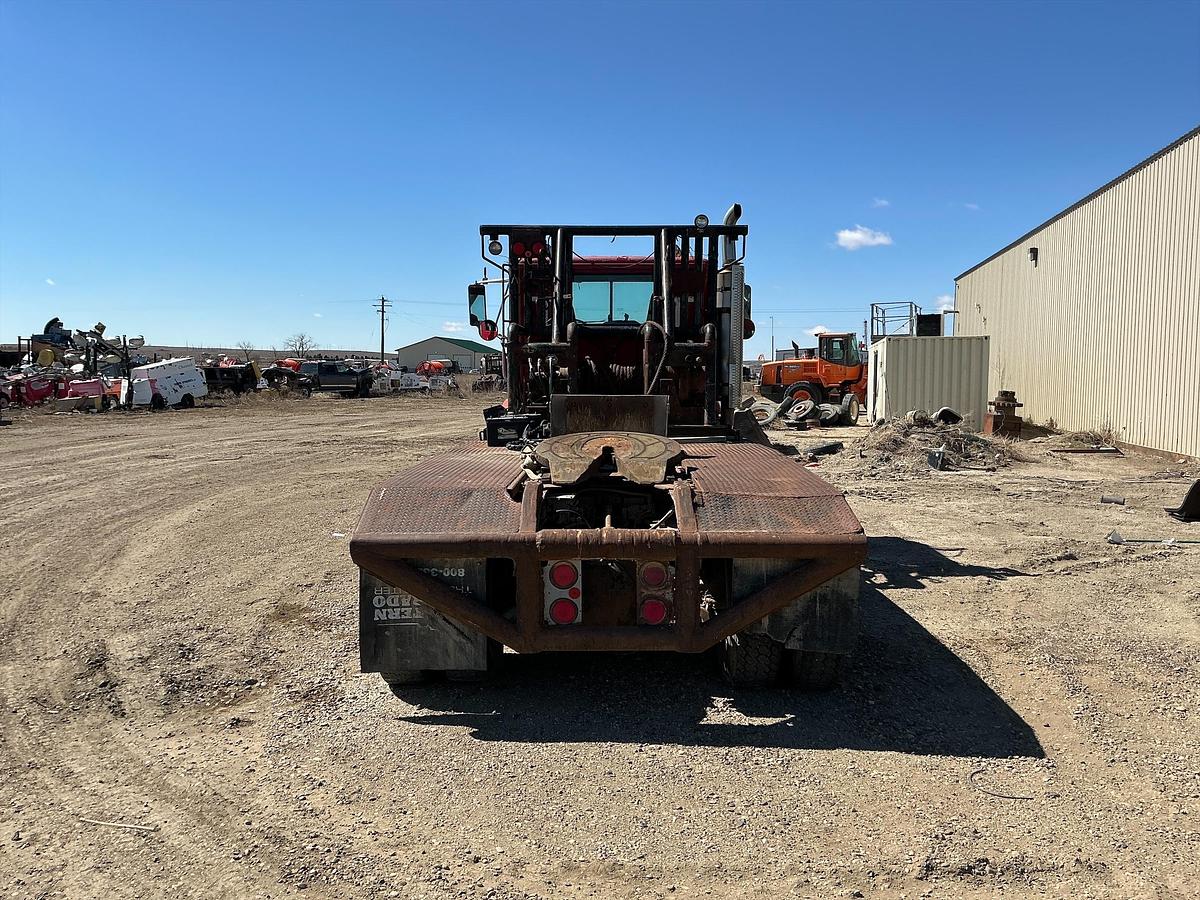 Used International Semi Winch Truck
