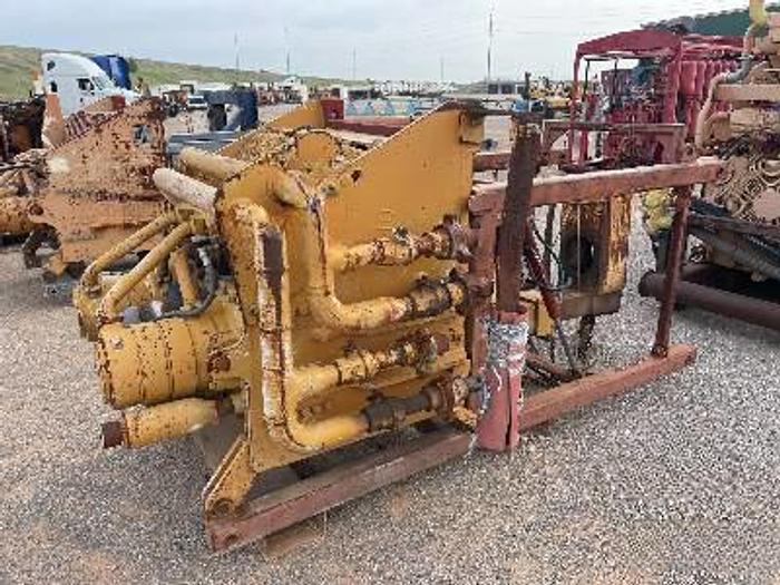 Used Tesco HCI 1205 Top Drive 650 Ton Hydraulic