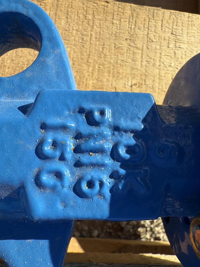 Used 6" BUTTERFLY VALVE WITH DUCTILE IRON WAFER DISC 