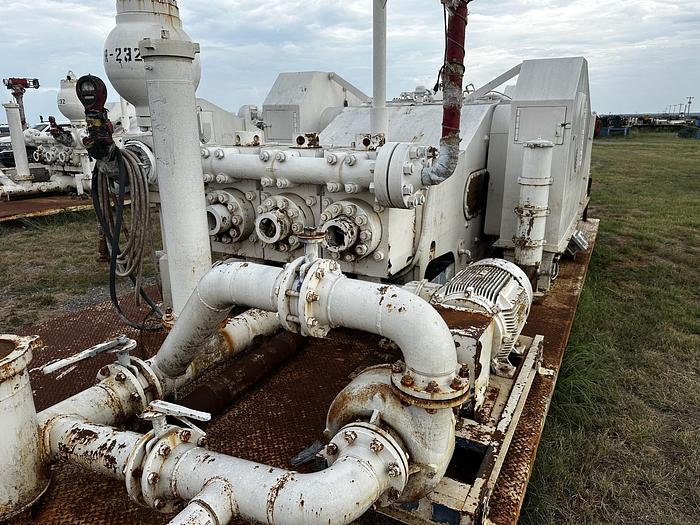 Used TFI/ Continental Emsco F-1600 Mud Pump