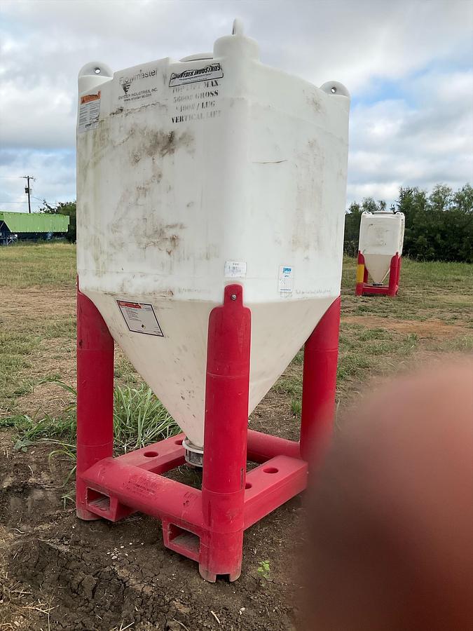 Used Snyder Flow Master Hopper